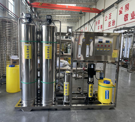 उच्च तकनीक आरओ शुद्ध जल और खनिज जल निस्पंदन और शोधन संयंत्र मशीनरी